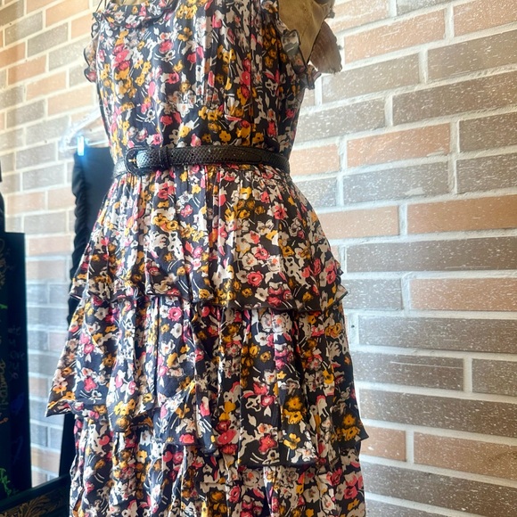 Dress - Picture 3 of 8